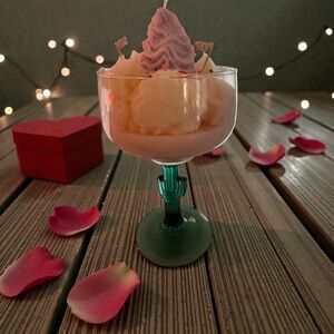 Cupcake handmade 24 oz Cabernet wine candle reusable glass